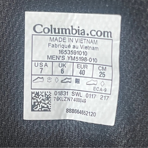 Men’s Columbia Hiking Boots with Omni Grip - Picture 5 of 5